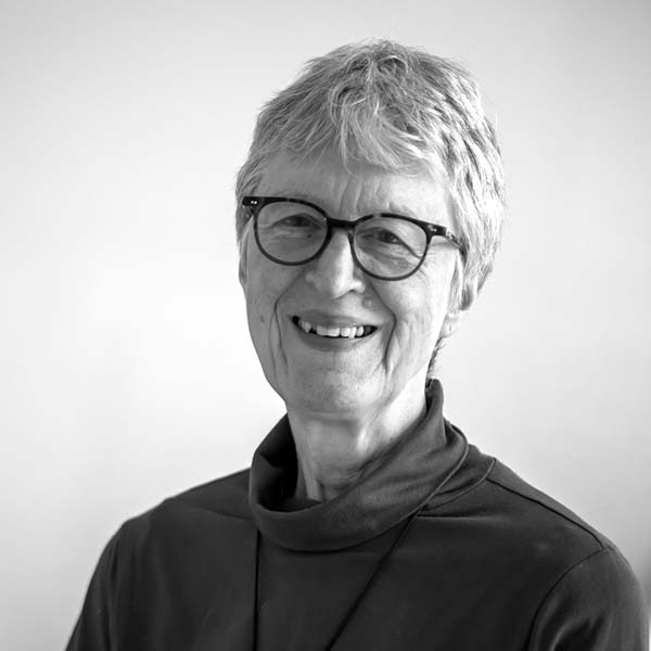  Sanghadevi Seymour Unit 13 artist with a passion for painting and landscape